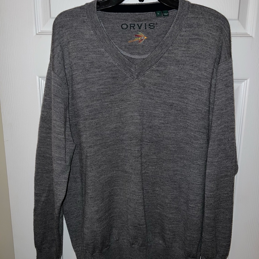 Orvis Men's Charcoal V-Neck Sweater